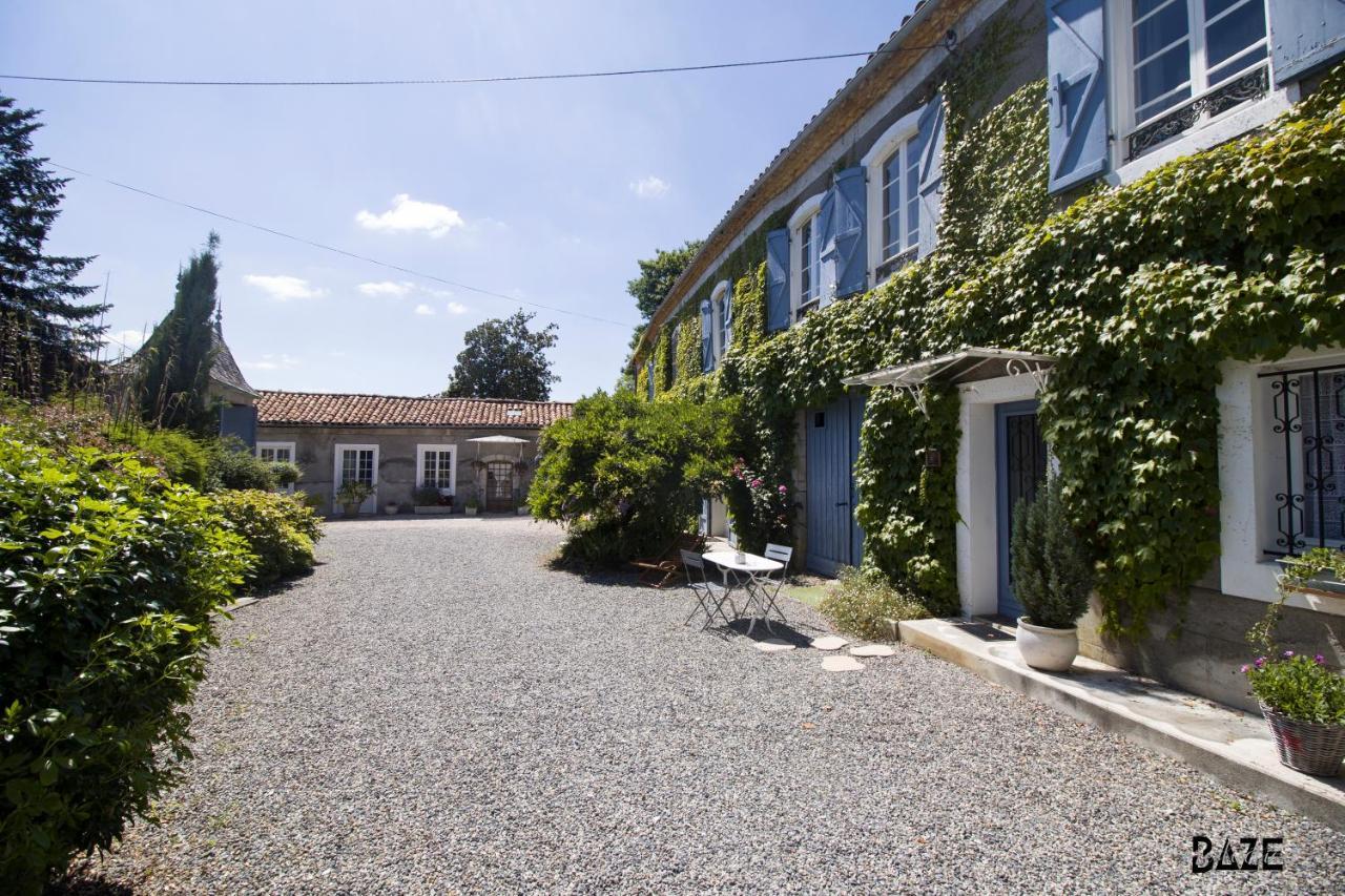 Centre De Bien-Etre Et Ses Chambres D'Hote Villeneuve-de-Riviere Exterior photo